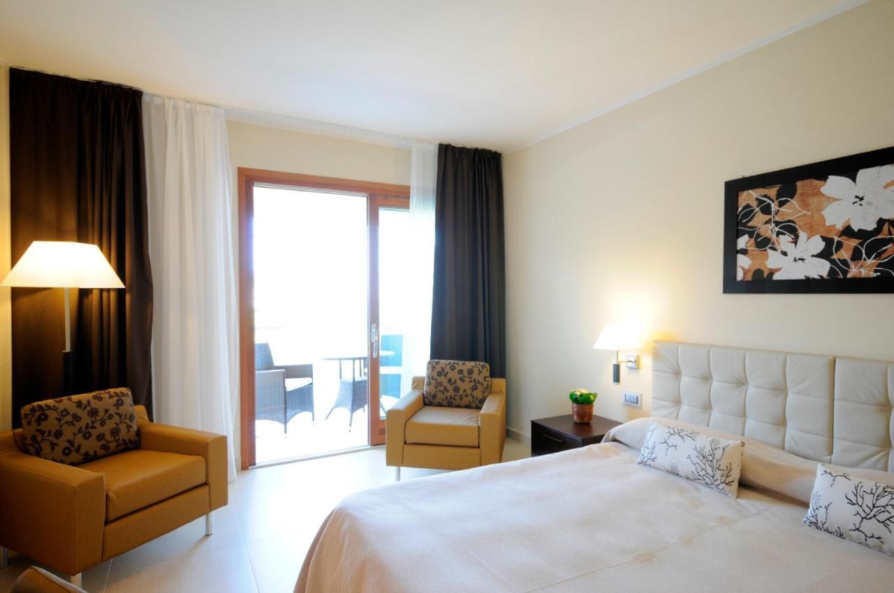 Pugnochiuso Resort Hotel Del Faro Вьесте Экстерьер фото