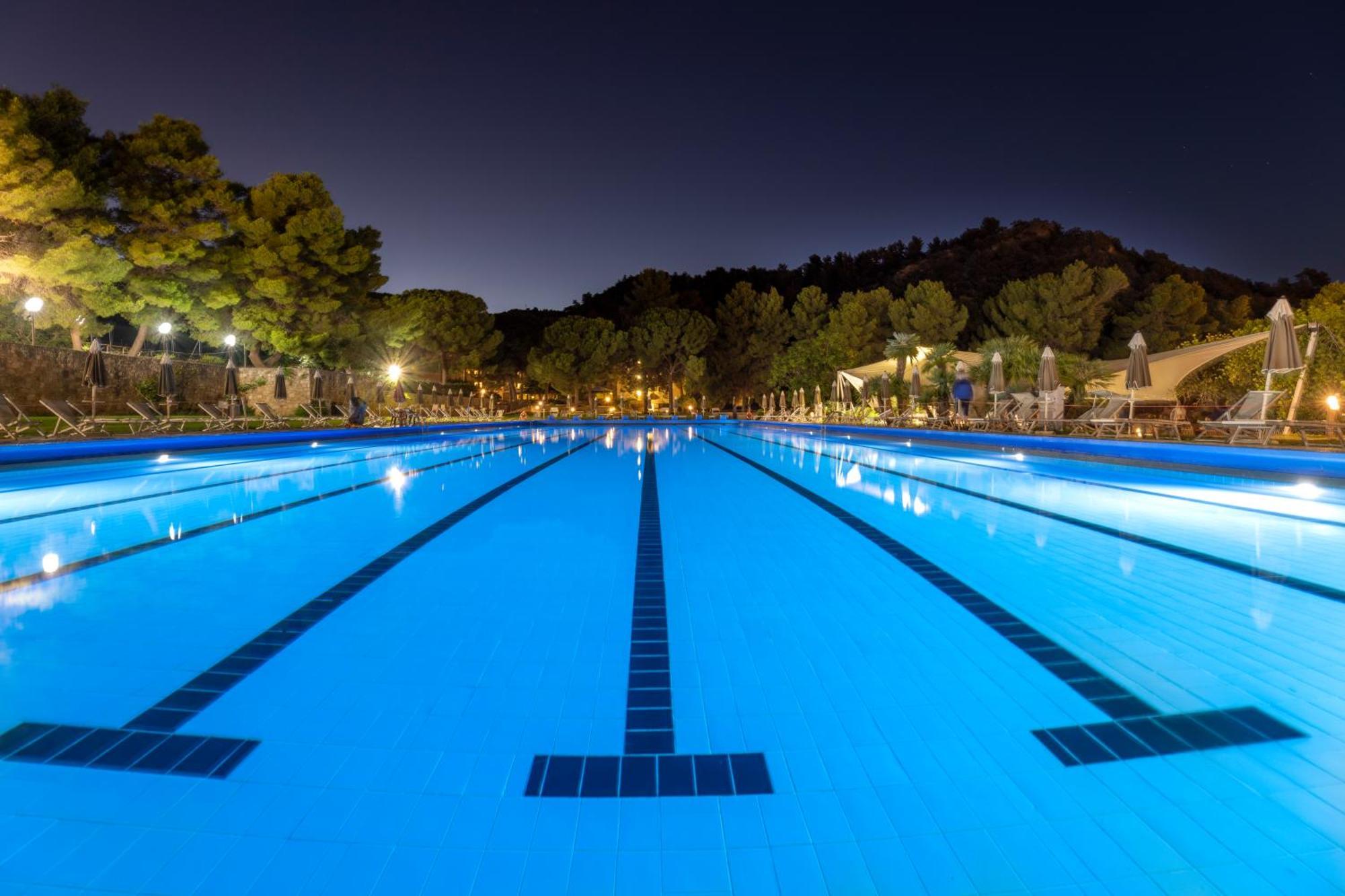 Pugnochiuso Resort Hotel Del Faro Вьесте Экстерьер фото
