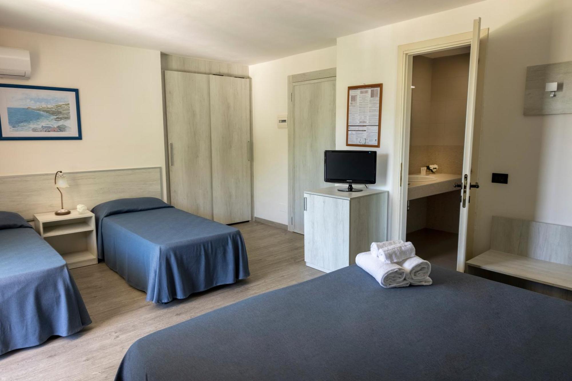 Pugnochiuso Resort Hotel Del Faro Вьесте Экстерьер фото